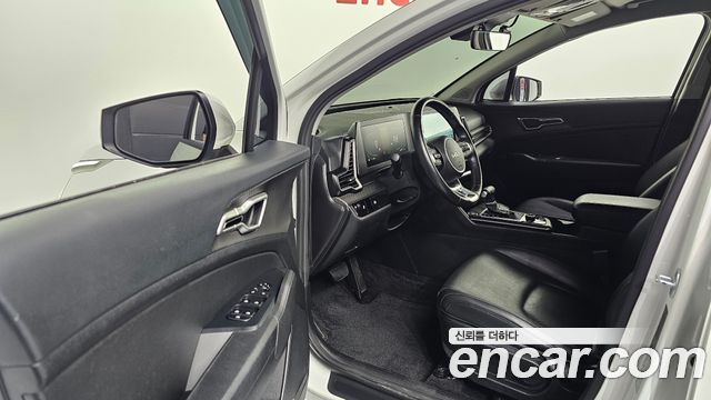 Kia Sportage (V) Diesel 2.0 4WD Trendy 2023 — фото 10