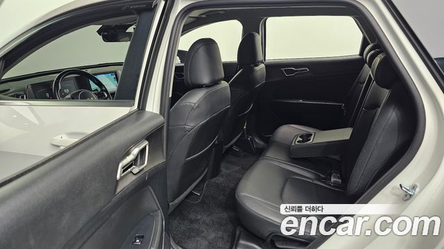 Kia Sportage (V) Diesel 2.0 4WD Trendy 2023 — фото 15