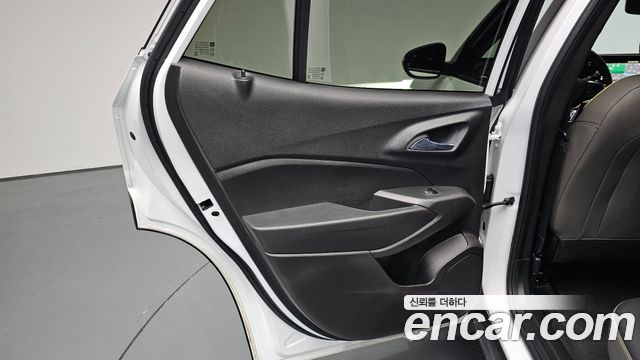 Chevrolet Trax Crossover 1.2 ACTIV 2024 — фото 31