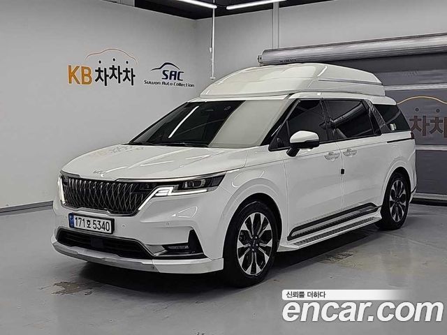 Kia Carnival (IV) Gasoline 4-Seater Hi-Limousine Signature 2023 — фото 1
