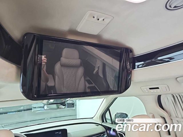 Kia Carnival (IV) Gasoline 4-Seater Hi-Limousine Signature 2023 — фото 17