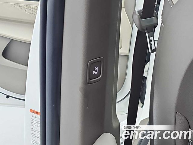 Kia Carnival (IV) Gasoline 4-Seater Hi-Limousine Signature 2023 — фото 21