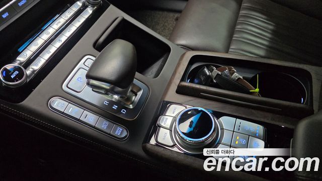 Genesis G90 3.3 T AWD Premium 2019 — фото 9