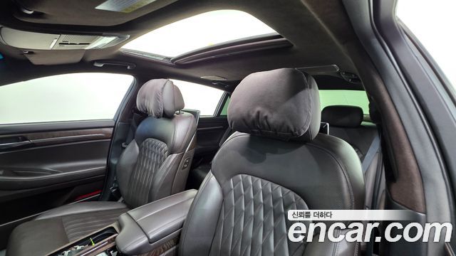 Genesis G90 3.3 T AWD Premium 2019 — фото 12