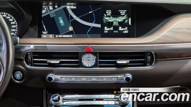 Genesis G90 3.3 T AWD Premium 2019 — фото 15