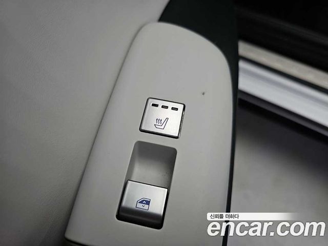 Hyundai Grandeur Hybrid (GN7) Calligraphy 2023 — фото 17