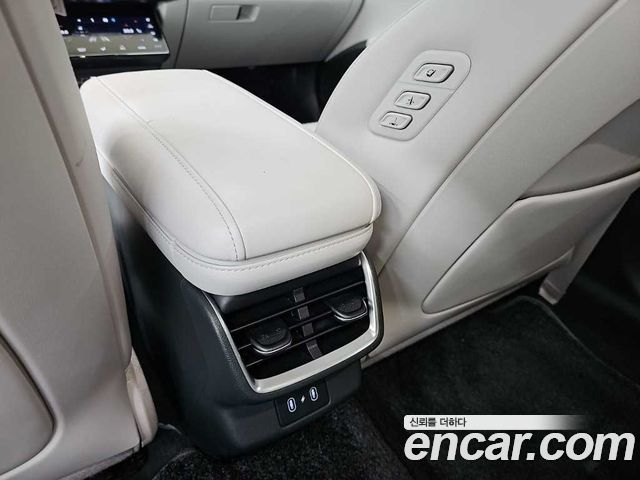 Hyundai Grandeur Hybrid (GN7) Calligraphy 2023 — фото 18
