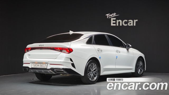 Kia K5 (III) 2.0 Prestige 2022 — фото 2