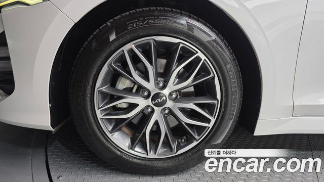 Kia K5 (III) 2.0 Prestige 2022 — фото 5