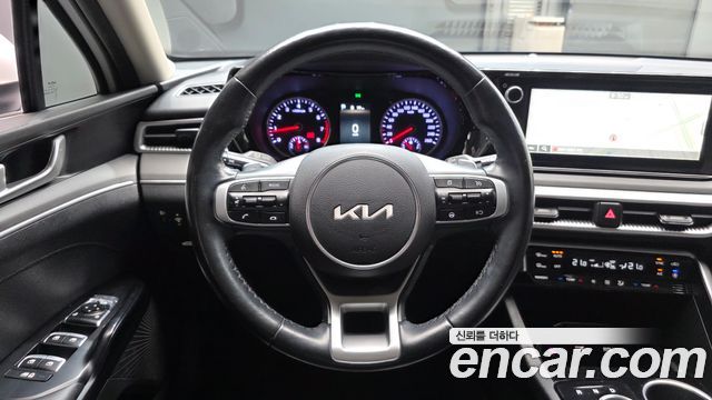 Kia K5 (III) 2.0 Prestige 2022 — фото 12