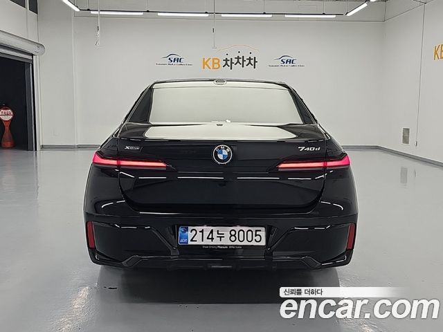 BMW 7 Series (G70) 740d xDrive M Sport 2025 — фото 3