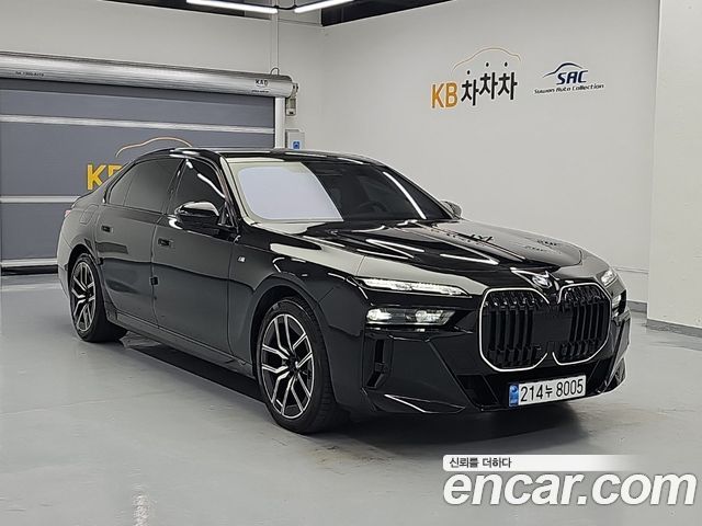 BMW 7 Series (G70) 740d xDrive M Sport 2025 — фото 4