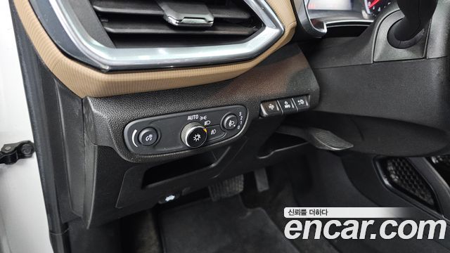 Chevrolet Trailblazer 1.3 Turbo 2WD Activ 2022 — фото 32