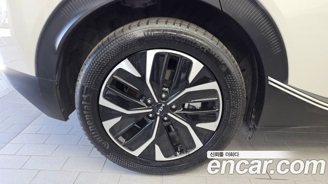 Kia EV6 Long Range Air 2022 — фото 5