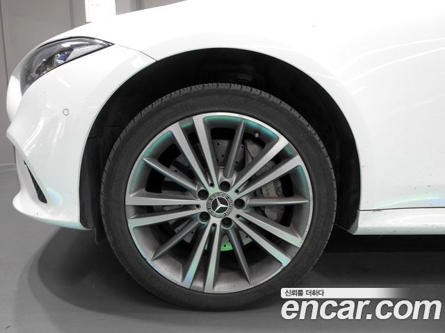 Mercedes-Benz CLS-Class (C257) CLS400d 4MATIC 2019 — фото 5