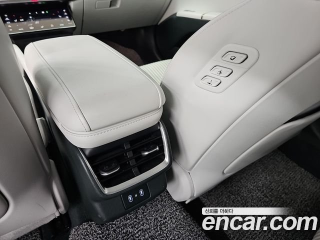 Hyundai Grandeur Hybrid (GN7) Calligraphy 2023 — фото 18