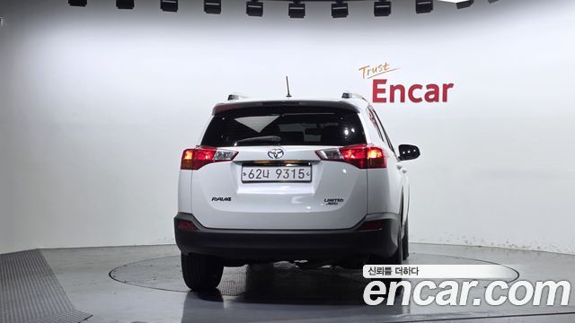 Toyota RAV4 2.5 4WD 4th 2014 — фото 4