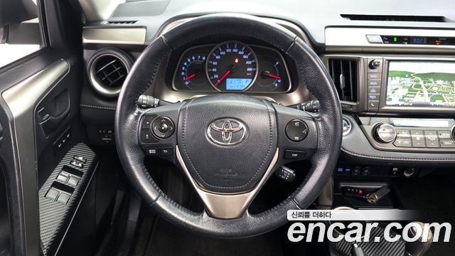 Toyota RAV4 2.5 4WD 4th 2014 — фото 13