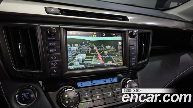 Toyota RAV4 2.5 4WD 4th 2014 — фото 14