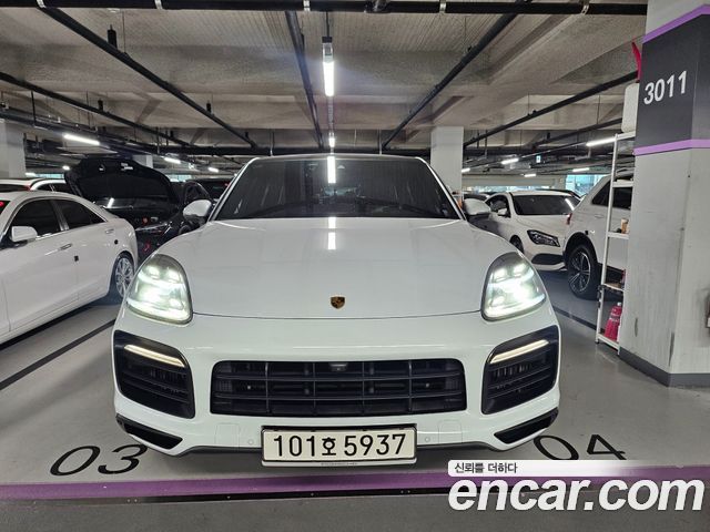 Porsche Cayenne (PO536) 3.0 Coupe