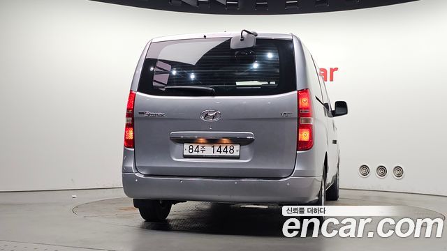 Hyundai Grand Starex 5-Seater VAN Smart 2017 — фото 4