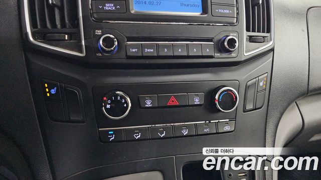 Hyundai Grand Starex 5-Seater VAN Smart 2017 — фото 17