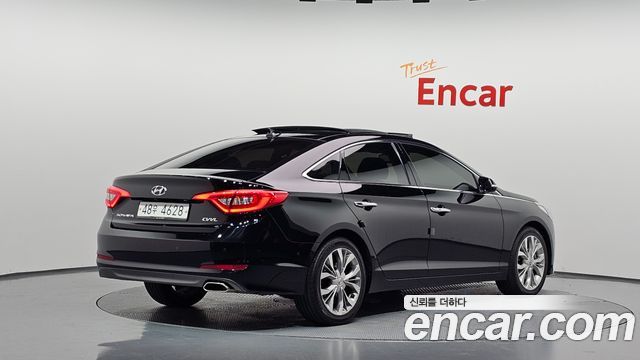 Hyundai Sonata (LF) 2.0 Smart Special 2016 — фото 2