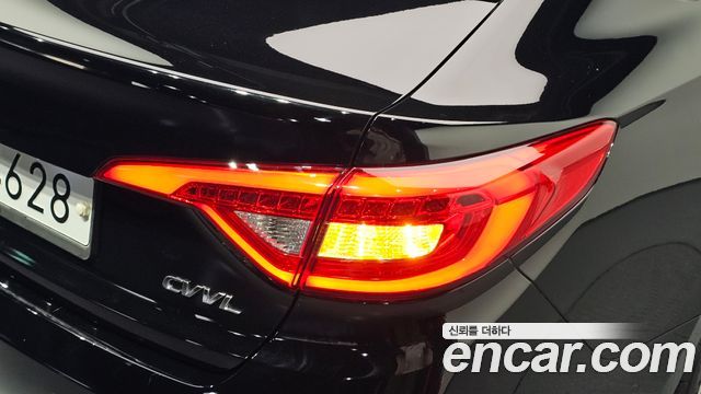 Hyundai Sonata (LF) 2.0 Smart Special 2016 — фото 23
