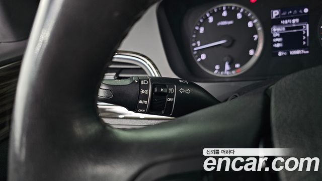Hyundai Sonata (LF) 2.0 Smart Special 2016 — фото 30