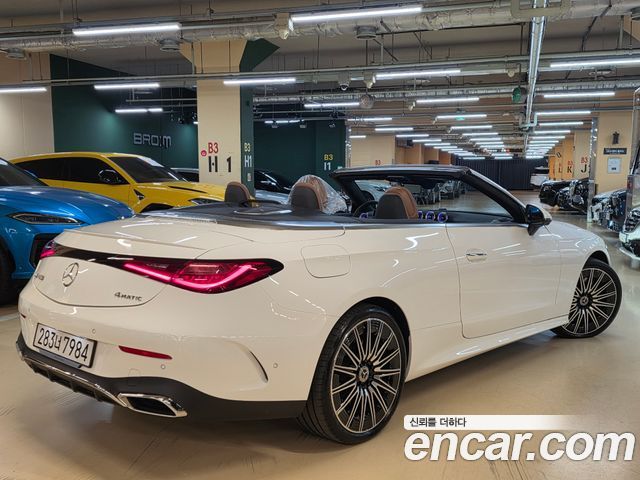 Mercedes-Benz CLE-Class (C236) CLE450 4MATIC Cabriolet 2024 — фото 3