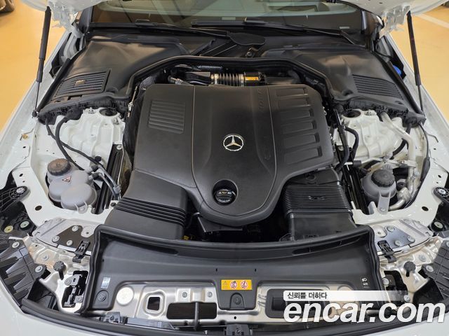 Mercedes-Benz CLE-Class (C236) CLE450 4MATIC Cabriolet 2024 — фото 6