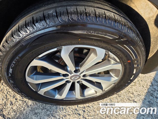 Renault Korea QM6 2.0 LPe LE Signature 2WD 2022 — фото 9