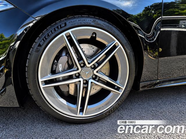 Mercedes-Benz A-Class (W177) AMG A45 4MAITC+ Hatchback 2020 — фото 5