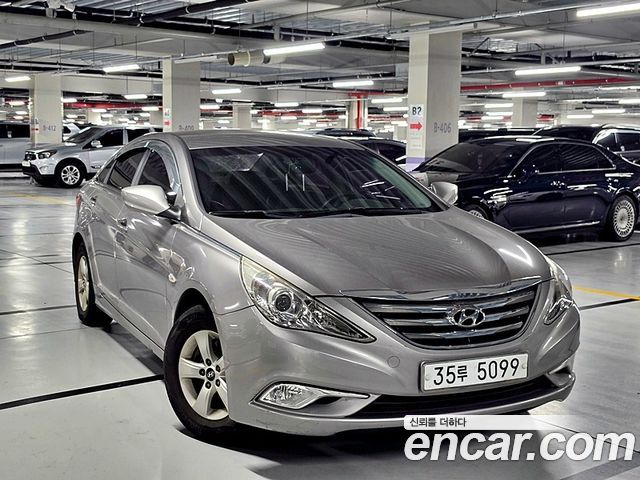 Hyundai Sonata The Brilliant CVVL Style 2013 — фото 6