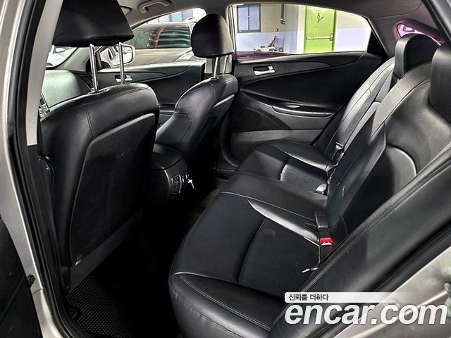 Hyundai Sonata The Brilliant CVVL Style 2013 — фото 17