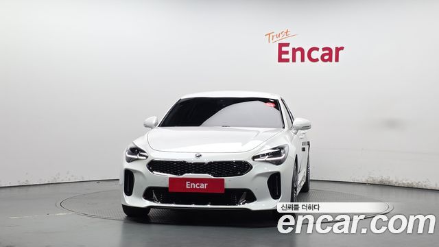 Kia Stinger 2.0 Turbo 2WD Platinum 2018 — фото 3