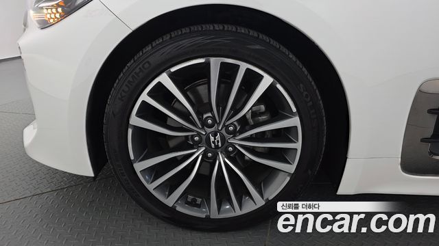 Kia Stinger 2.0 Turbo 2WD Platinum 2018 — фото 5