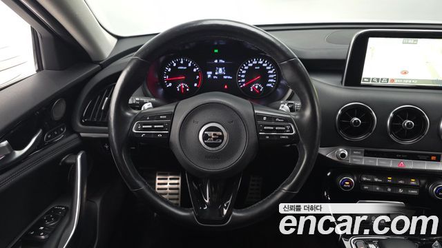 Kia Stinger 2.0 Turbo 2WD Platinum 2018 — фото 14