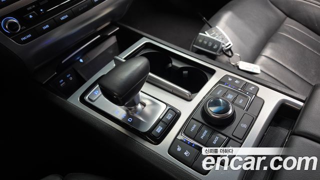 Genesis G80 3.3 GDI AWD Premium Luxury 2017 — фото 9