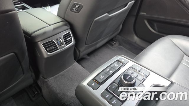 Genesis G80 3.3 GDI AWD Premium Luxury 2017 — фото 22