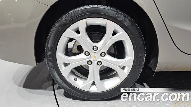 Chevrolet Cruze 1.4 Turbo LTZ 2017 — фото 5