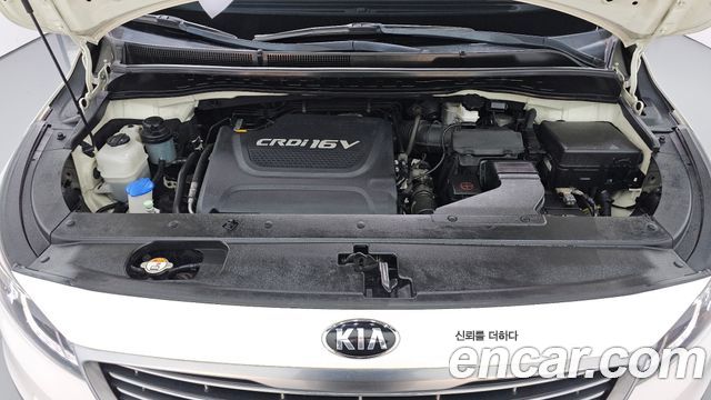 Kia Carnival 9-seater Prestige 2016 — фото 6