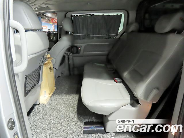 Hyundai Grand Starex Van 5-Seater Modern 2019 — фото 16
