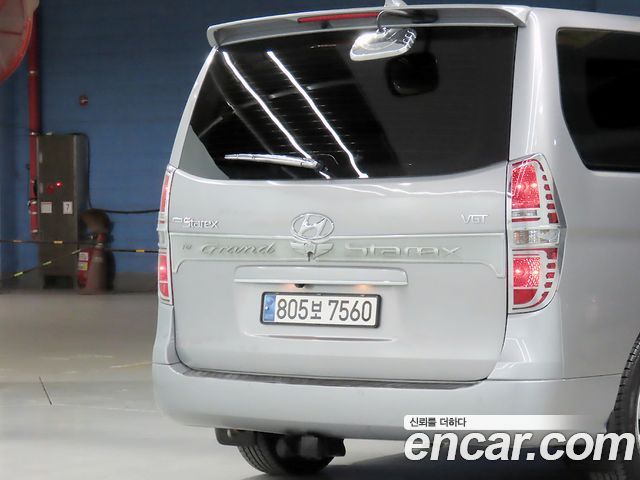 Hyundai Grand Starex Van 5-Seater Modern 2019 — фото 23
