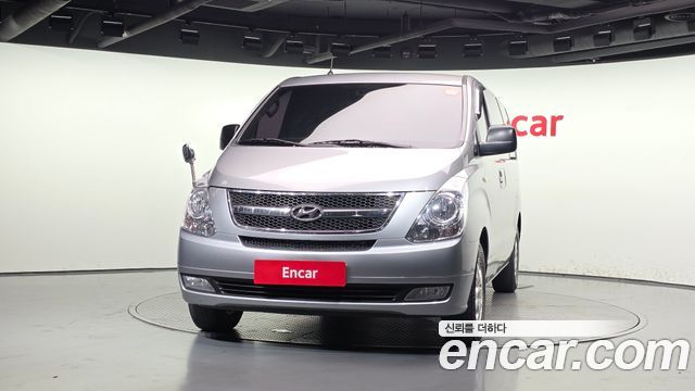 Hyundai Grand Starex 3-Seater VAN CVX Luxury 2013 — фото 3
