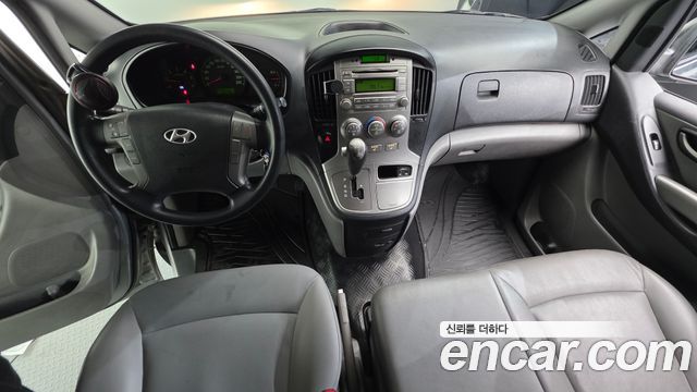 Hyundai Grand Starex 3-Seater VAN CVX Luxury 2013 — фото 7