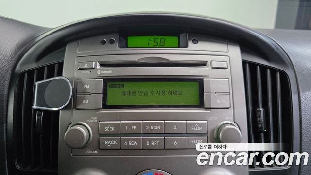Hyundai Grand Starex 3-Seater VAN CVX Luxury 2013 — фото 18