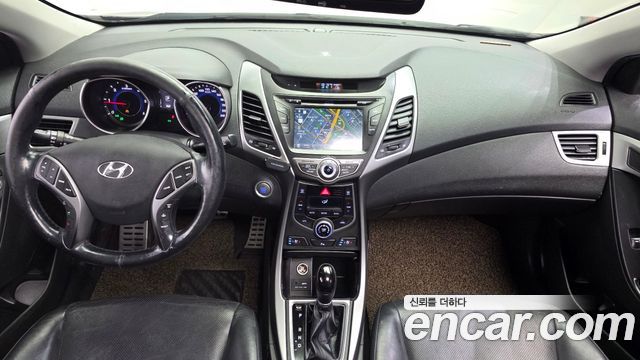 Hyundai Avante 1.6 VGT Premium Standard 2014 — фото 7