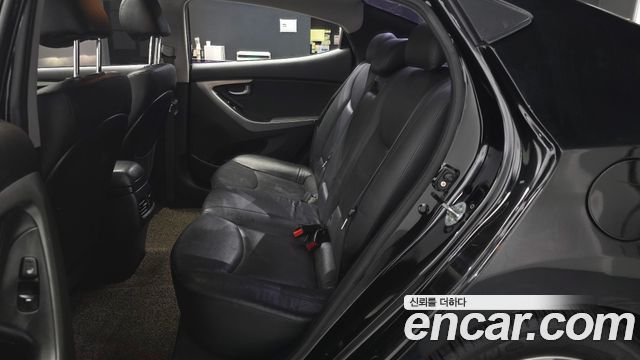 Hyundai Avante 1.6 VGT Premium Standard 2014 — фото 26