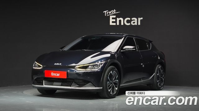 Kia EV6 Standard 4WD Air 2022 — фото 1
